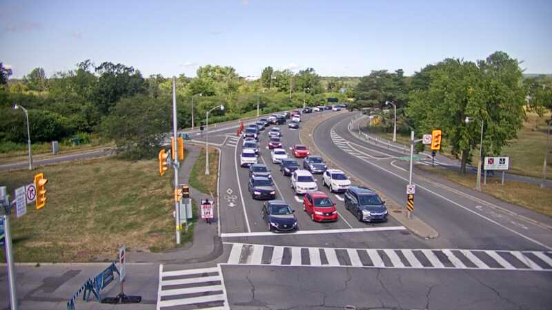 Traffic camera image at 2025-08-24 15:10:17