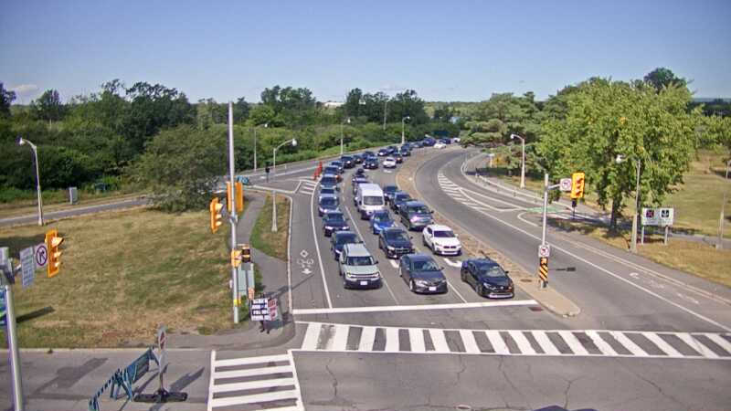 Traffic camera image at 2025-08-24 15:15:16