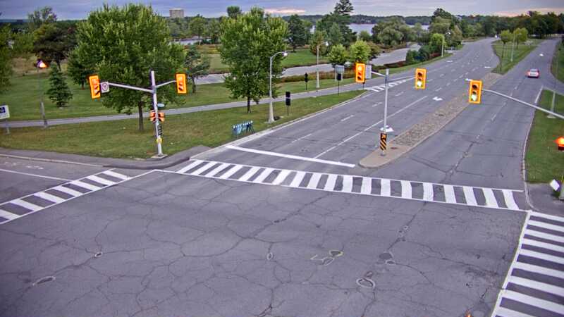 Traffic camera image at 2025-09-07 10:35:16