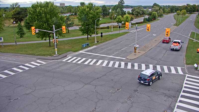 Traffic camera image at 2025-09-07 11:10:14