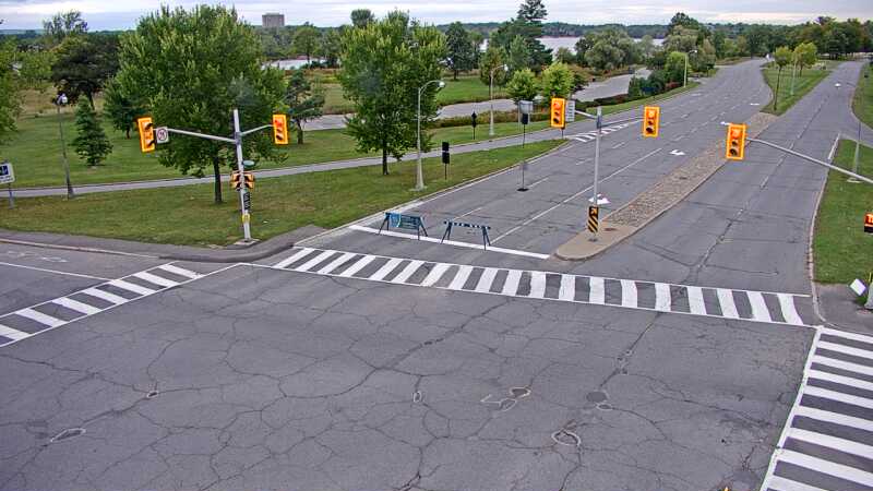 Traffic camera image at 2025-09-07 11:45:15