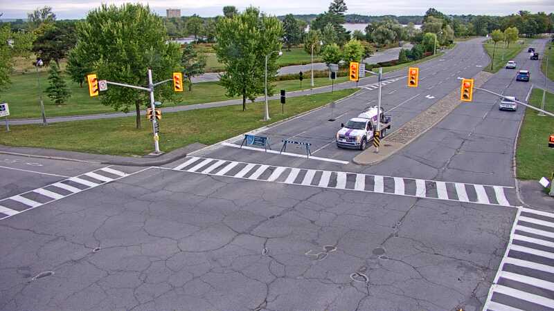 Traffic camera image at 2025-09-07 12:15:17