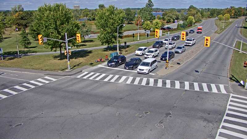 Traffic camera image at 2025-09-14 17:25:16