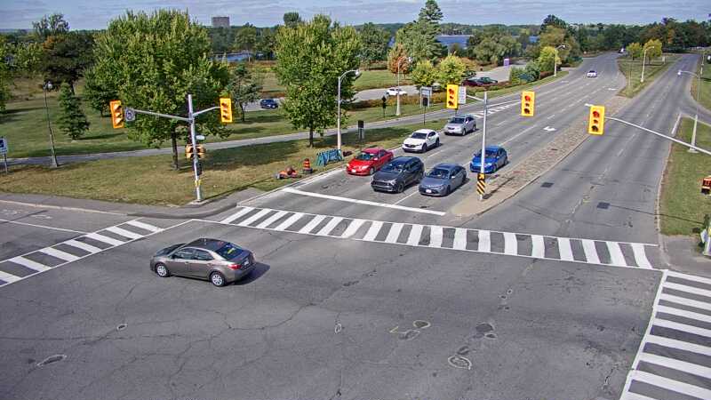 Traffic camera image at 2025-09-14 18:25:15