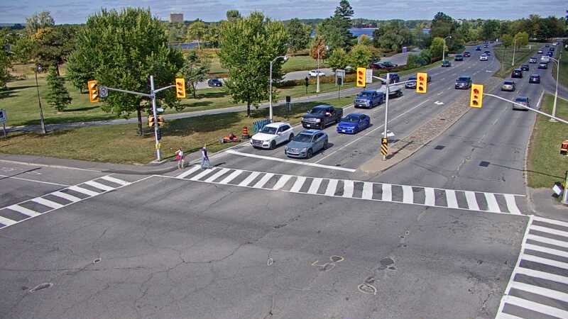 Traffic camera image at 2025-09-14 18:30:15