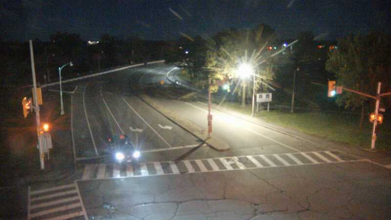 Traffic camera image at 2024-10-16 07:03:33