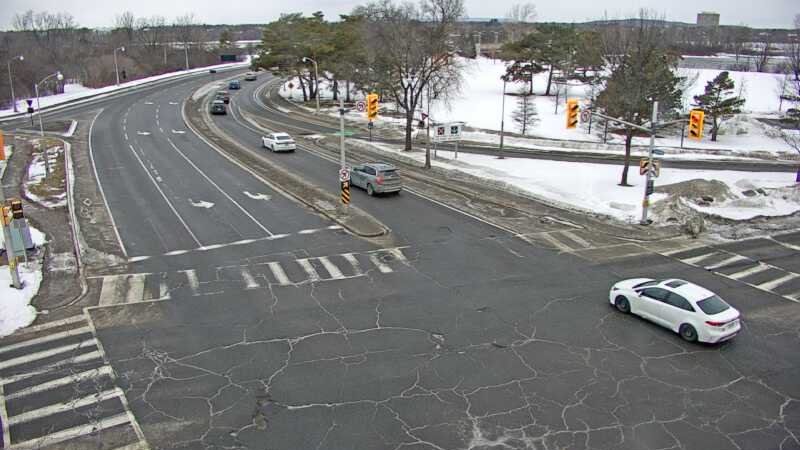 Traffic camera image at 2025-03-09 13:20:16