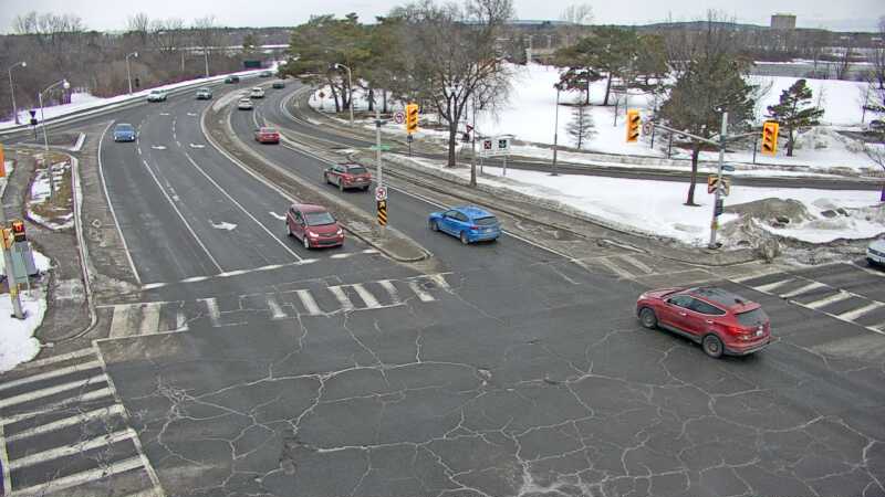 Traffic camera image at 2025-03-09 13:55:25