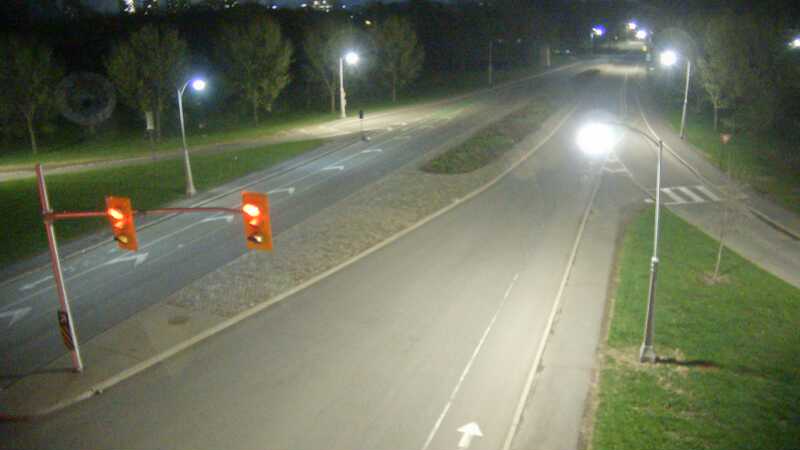 Traffic camera image at 2025-05-09 05:50:14