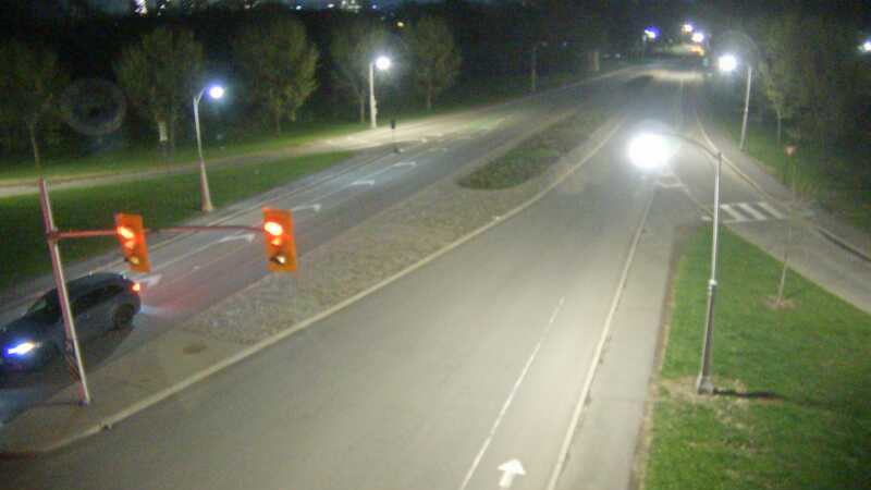 Traffic camera image at 2025-05-09 06:05:12