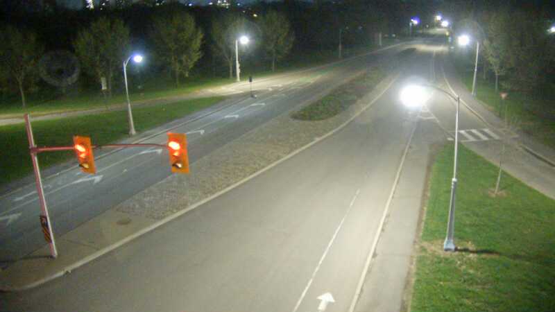 Traffic camera image at 2025-05-09 06:50:23