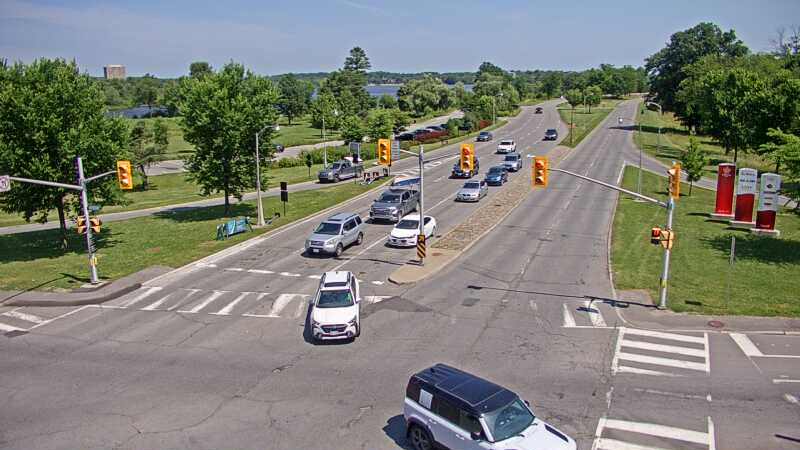 Traffic camera image at 2025-06-30 15:40:15