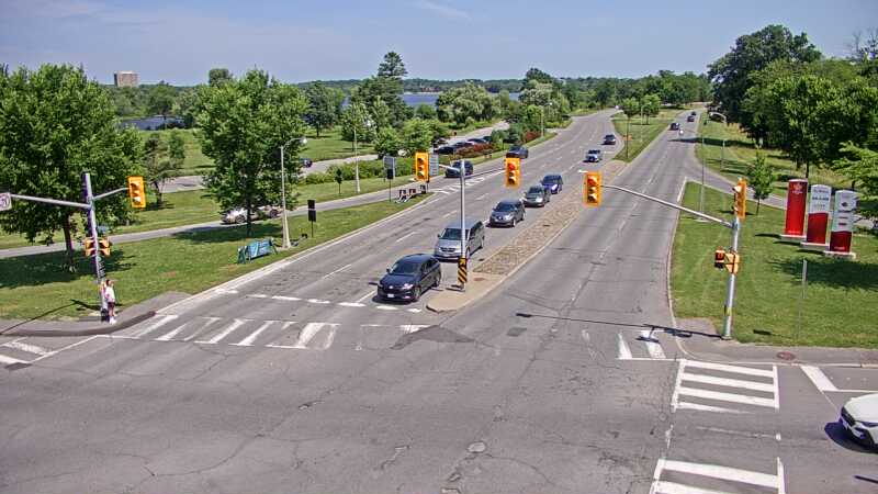 Traffic camera image at 2025-06-30 15:45:21