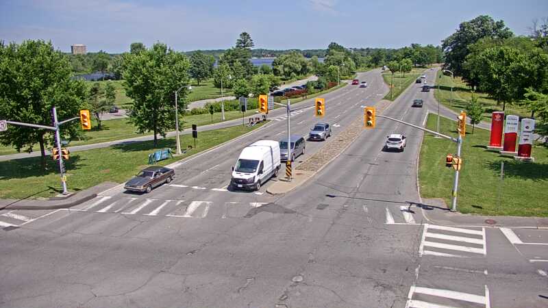 Traffic camera image at 2025-06-30 15:55:15
