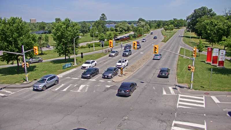 Traffic camera image at 2025-06-30 16:15:14