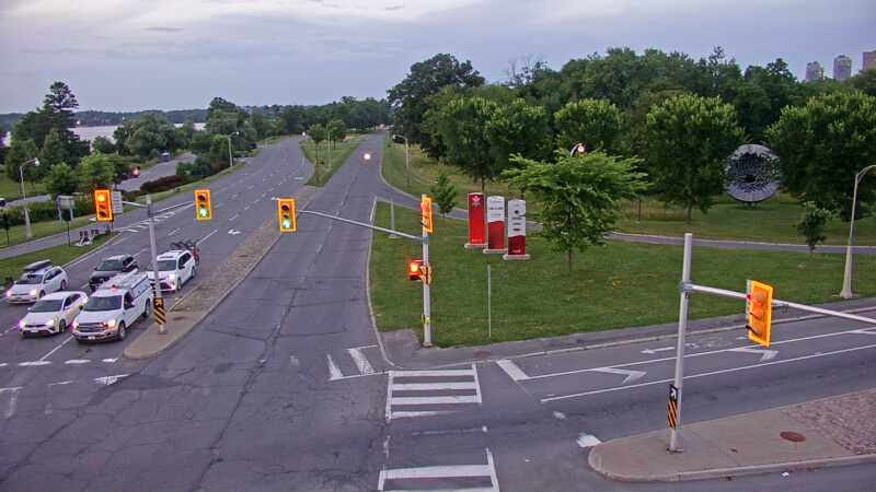 Traffic camera image at 2025-07-06 00:55:14
