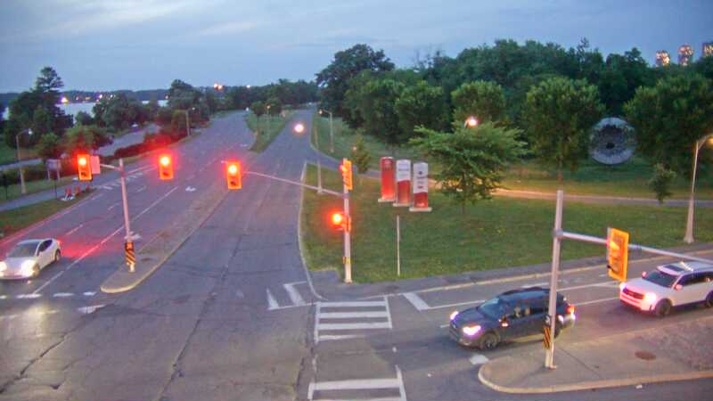 Traffic camera image at 2025-07-06 01:20:25