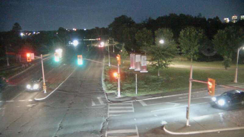 Traffic camera image at 2025-07-06 01:50:16