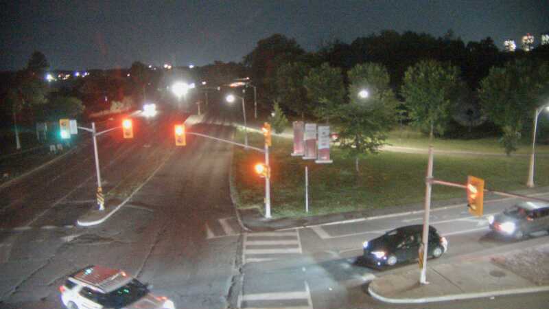 Traffic camera image at 2025-07-06 02:05:13