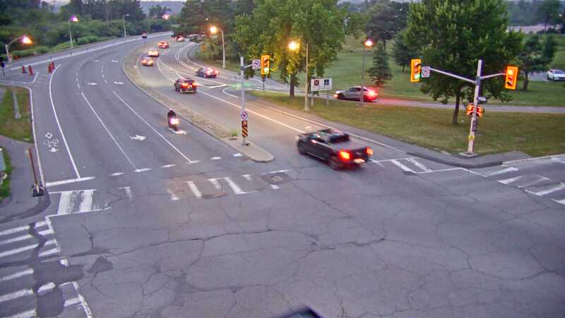 Traffic camera image at 2025-07-31 00:45:15