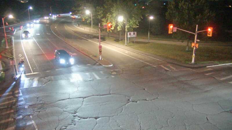 Traffic camera image at 2025-07-31 01:40:18