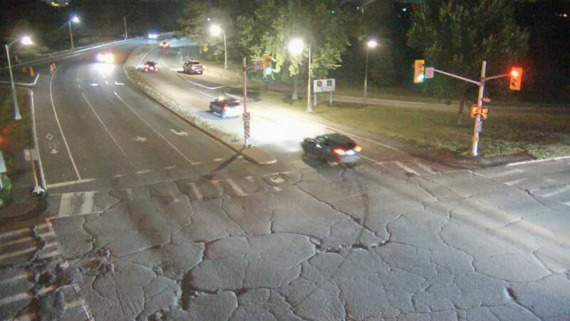 Traffic camera image at 2025-07-31 02:05:14