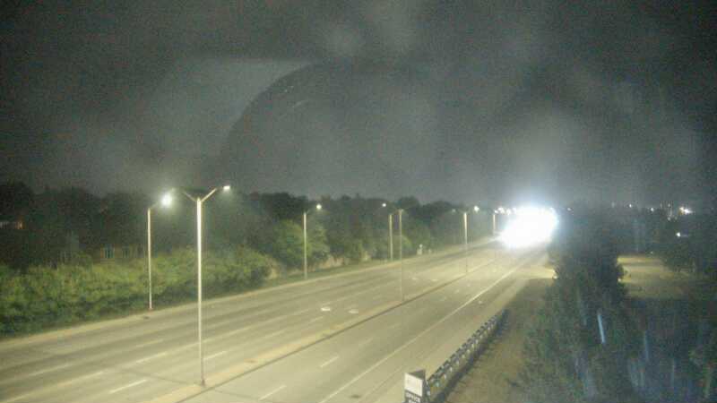 Traffic camera image at 2025-08-04 02:05:14
