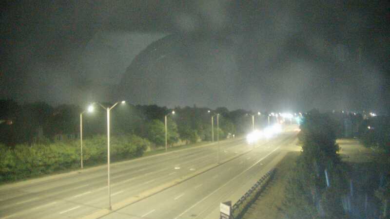 Traffic camera image at 2025-08-04 02:35:18