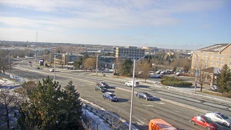 Traffic camera image at 2024-12-21 15:25:32