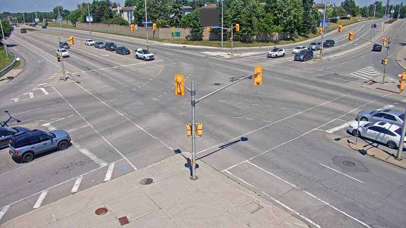 Traffic camera image at 2025-06-30 16:40:14