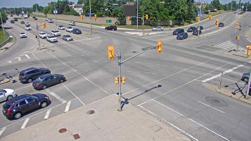Traffic camera image at 2025-06-30 17:25:27