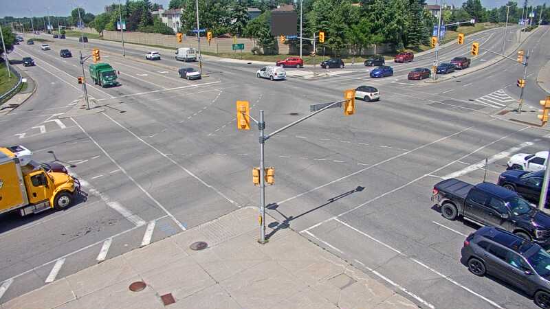 Traffic camera image at 2025-06-30 17:50:16