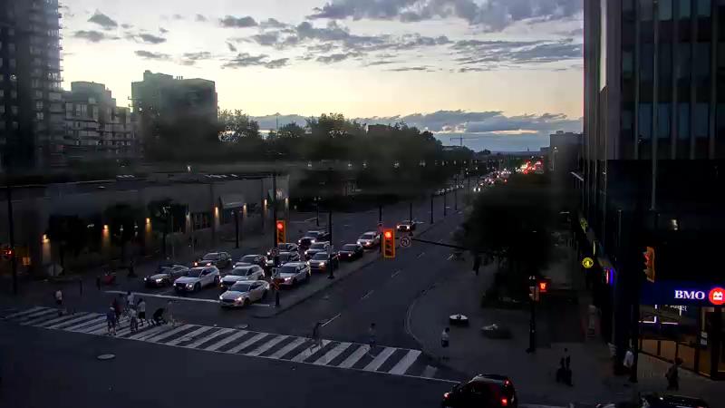 Traffic camera image at 2025-08-25 00:00:16