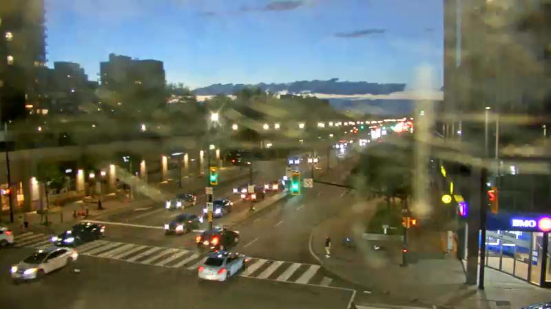 Traffic camera image at 2025-08-25 00:25:21