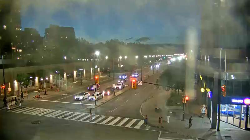 Traffic camera image at 2025-08-25 00:40:13
