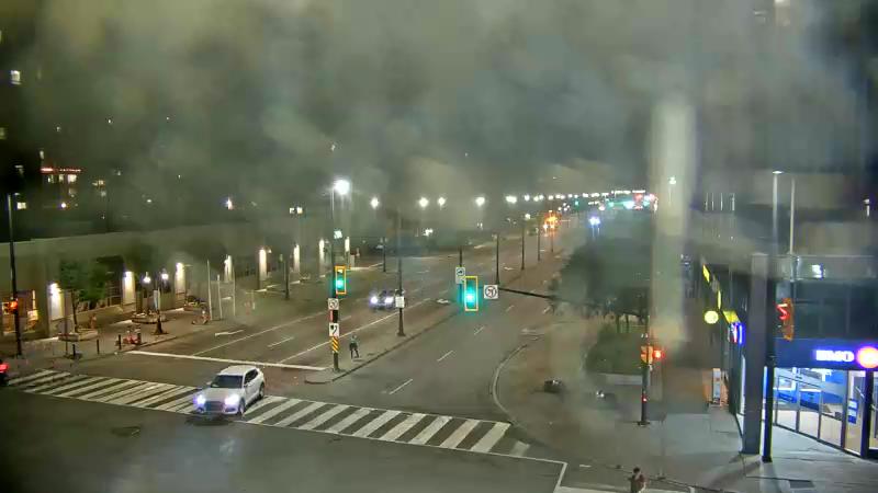 Traffic camera image at 2025-08-25 03:15:28