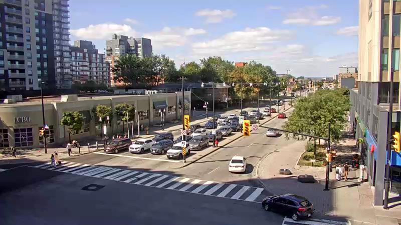 Traffic camera image at 2025-09-14 17:40:17