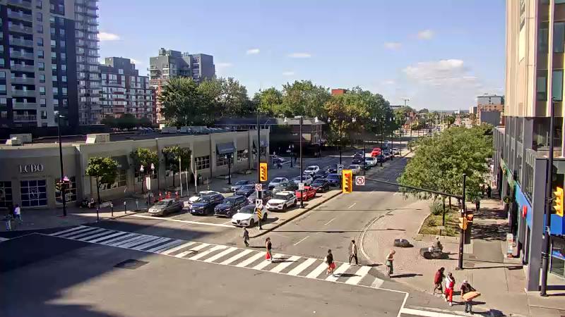 Traffic camera image at 2025-09-14 18:50:18