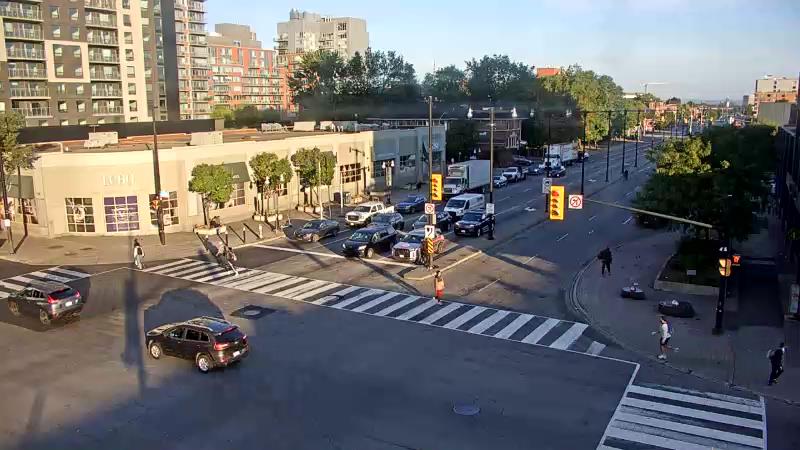 Traffic camera image at 2025-09-18 11:40:14