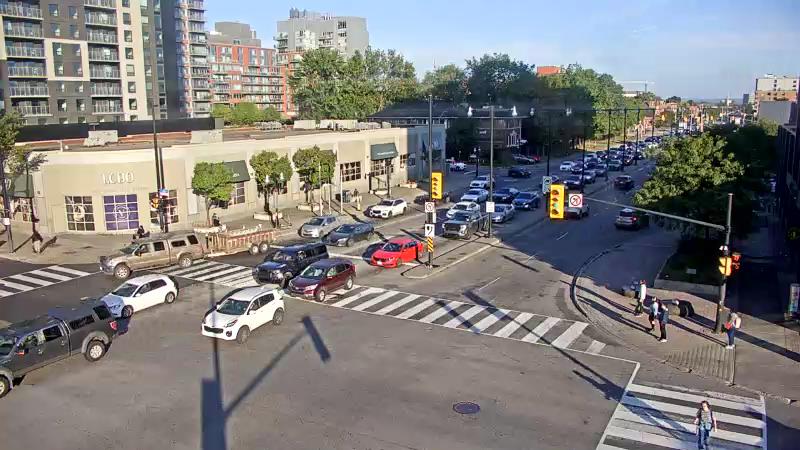 Traffic camera image at 2025-09-18 12:15:14