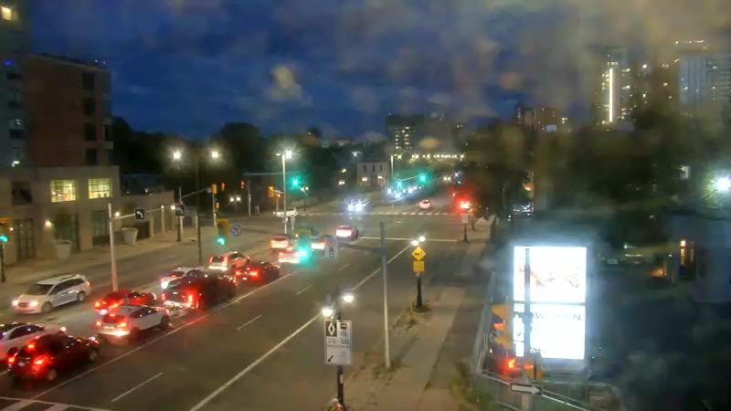 Traffic camera image at 2025-08-25 00:25:21