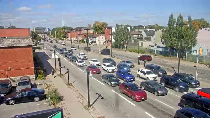 Traffic camera image at 2025-09-14 17:25:16