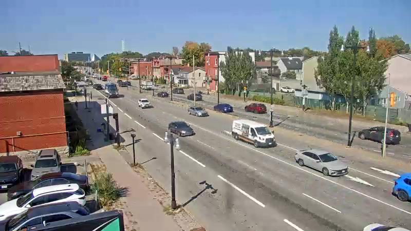 Traffic camera image at 2025-09-16 18:00:17