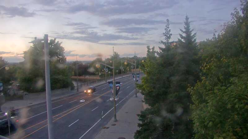 Traffic camera image at 2025-08-25 00:10:17