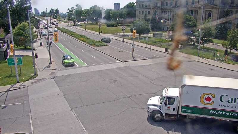 Traffic camera image at 2025-06-30 18:40:18