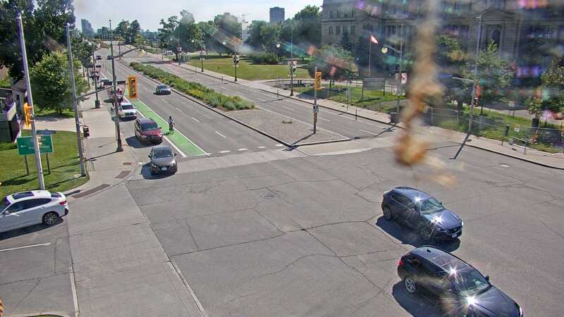 Traffic camera image at 2025-06-30 20:20:27