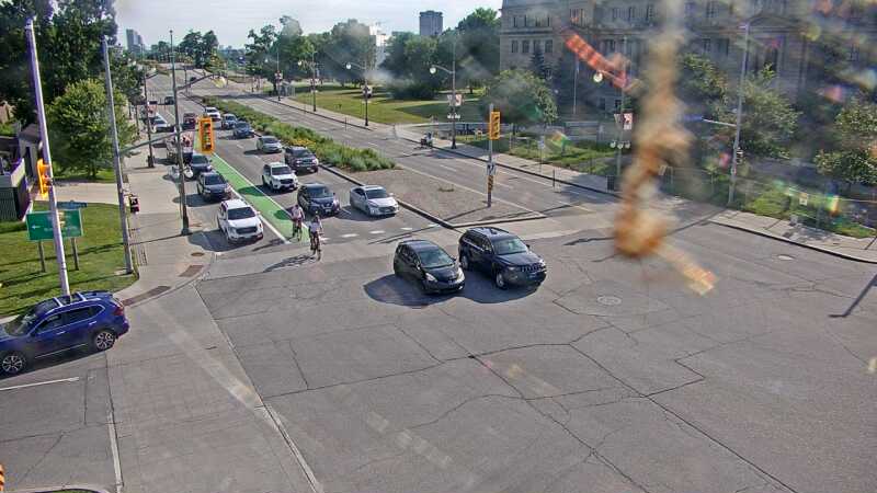 Traffic camera image at 2025-06-30 21:30:18