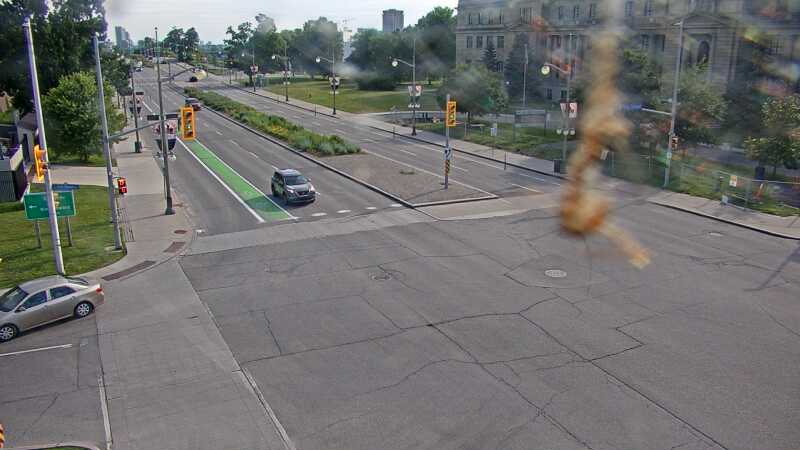Traffic camera image at 2025-06-30 21:36:44