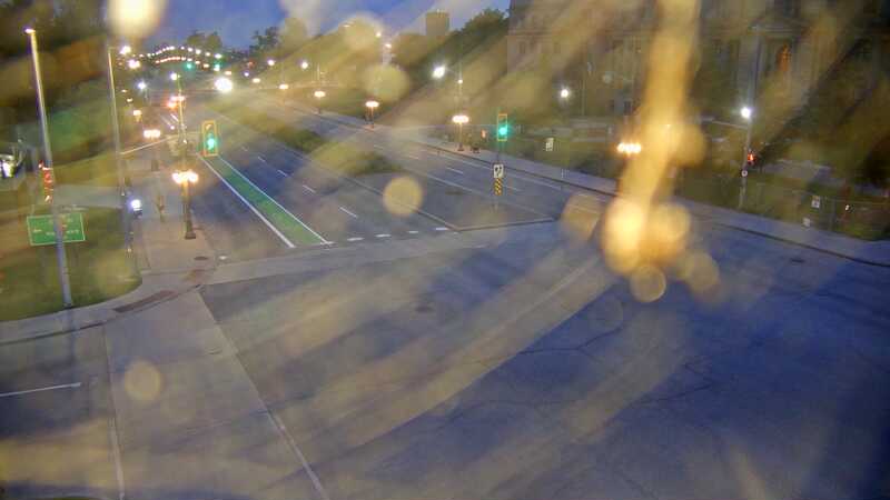 Traffic camera image at 2025-07-01 01:15:16