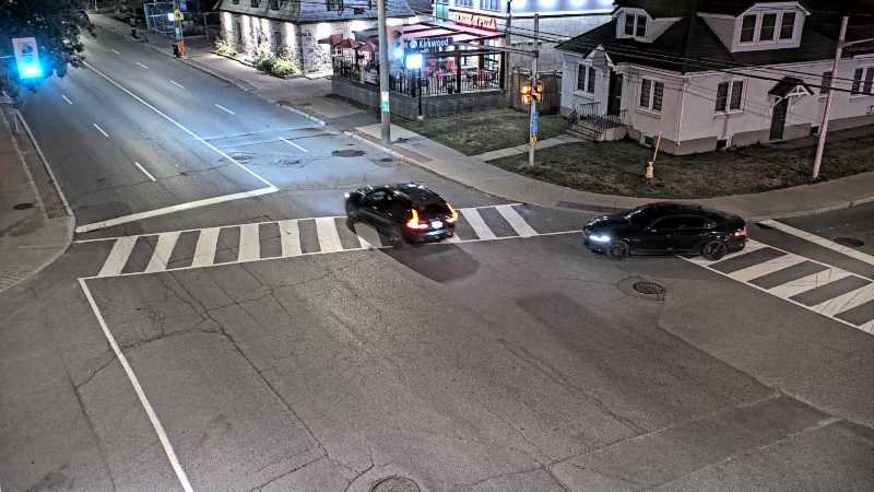 Traffic camera image at 2025-09-14 00:35:16